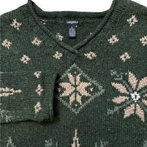 Tangents Y2K Vintage V-Neck Women’s Sweater Size Small Green Snowflake Winter